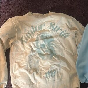 Taylor Swift 1989  Cream Graphic Crewneck Sweater